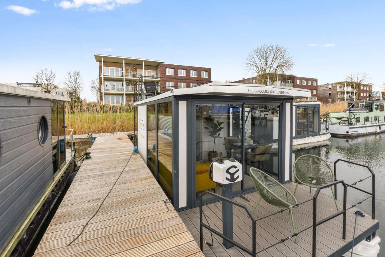 Cosy Tiny Houseboats Near Beach And Restaurants By Weltevreden Experience ゼーウォルデ エクステリア 写真